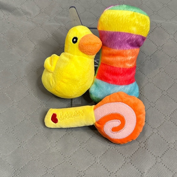 Vibrant Plush Cat Toy Set with Yellow Duck Lollipop and Rainbow toy set of 3 NWT - Picture 2 of 4